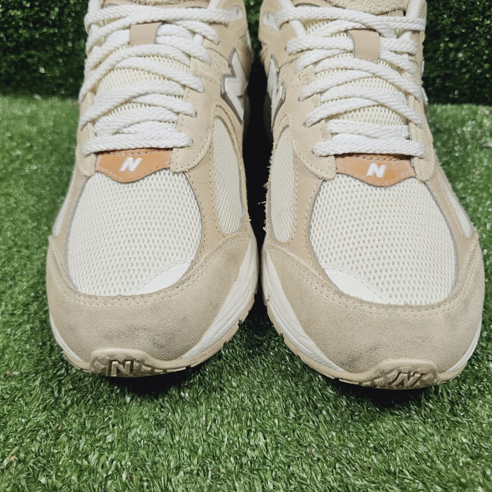 New Balance 2002R Sandstone Athletic Comfort Sneakers Mens Size 9 D - Picture 3 of 11